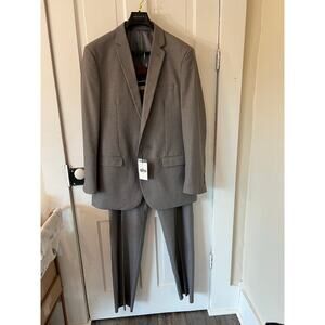 NWT alain dupetit gray two piece suit light gray 44L 38W tetron & rayon raw hem